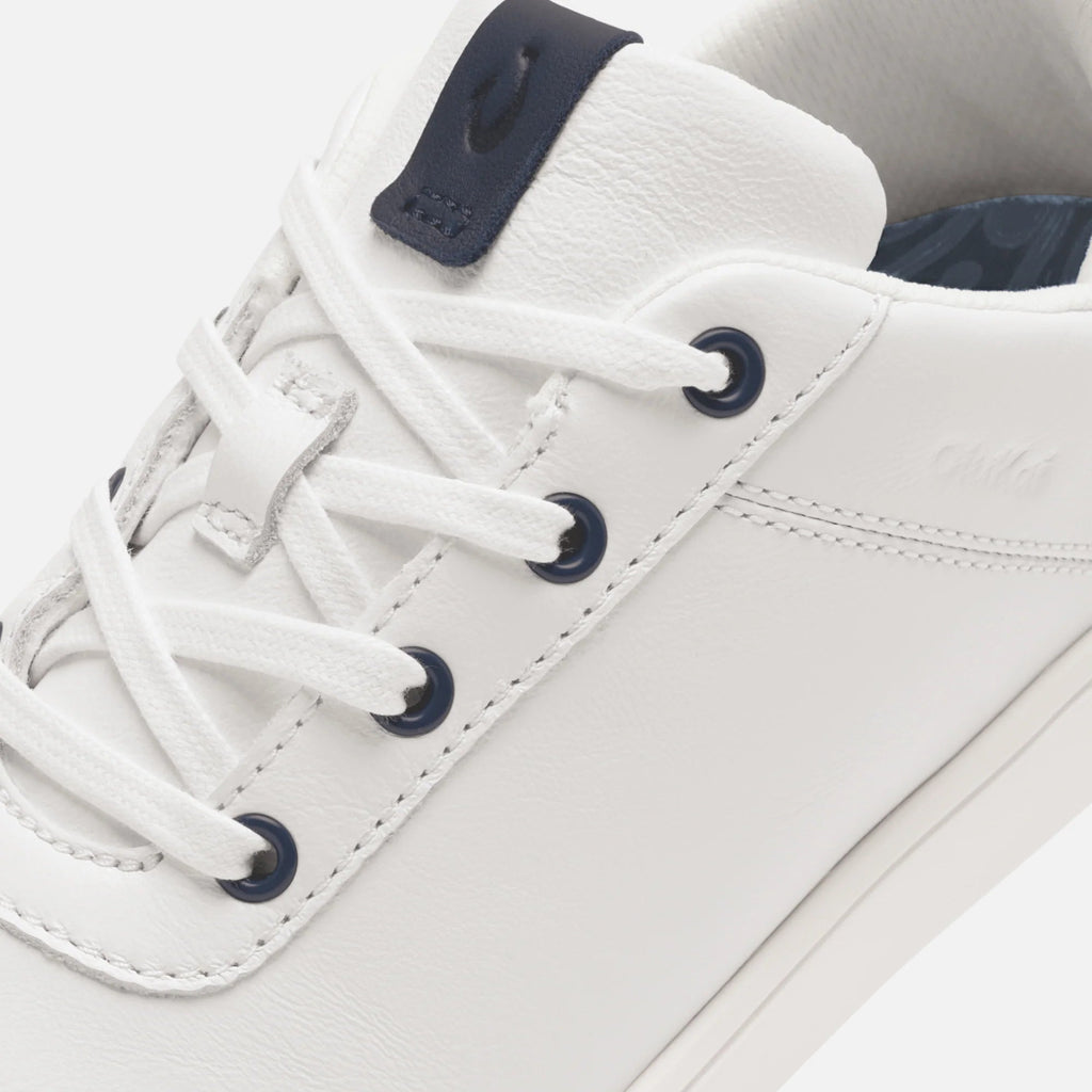 Puakea  -  Bright White / Trench Blue