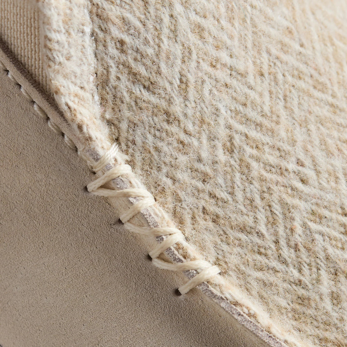 Nohea Slipper - Kapa Stripe / Puka